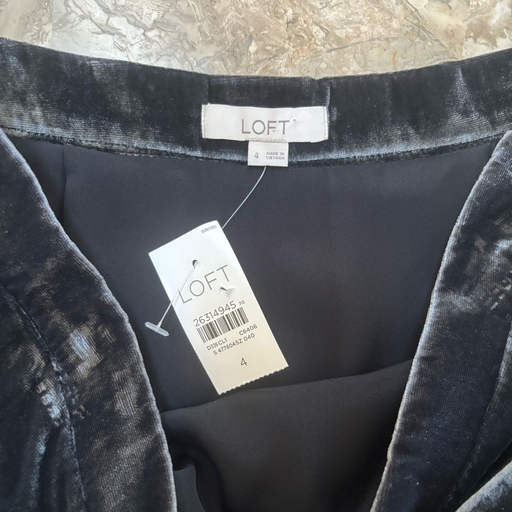 LOFT Gray Velvet Wrap Midi Skirt Size 4 – Luxe Holiday Party Essential - Picture 6 of 10